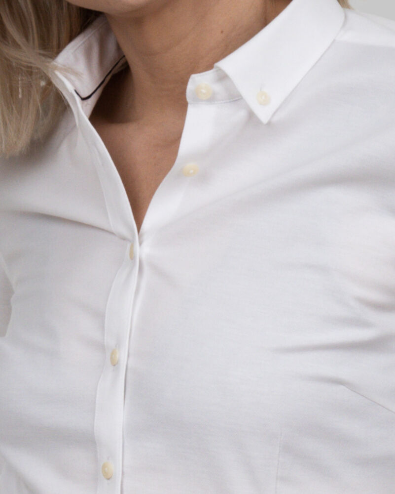 YB54 Oxford Woman Vit